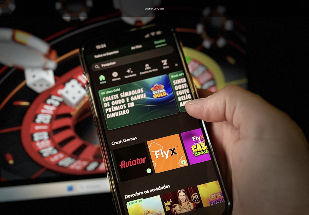 Pessoa acessando jogos de cassino e apostas esportivas na 3ssbet pelo celular